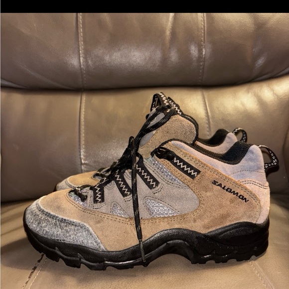 Salomon Suede Hiking Boots, Women’s size 37 2/3 - Picture 8 of 8